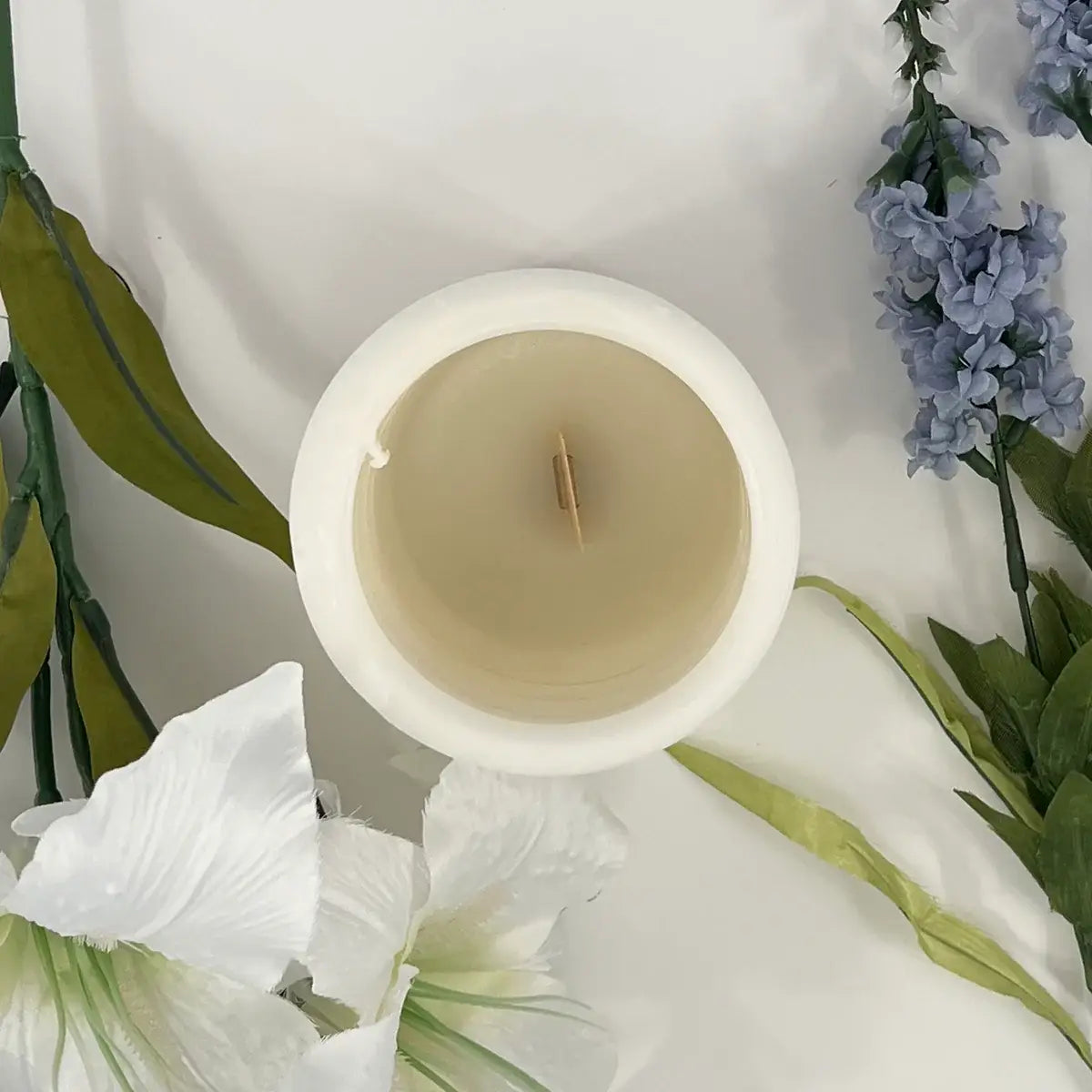 HYACINTH AND LILY: Medium
