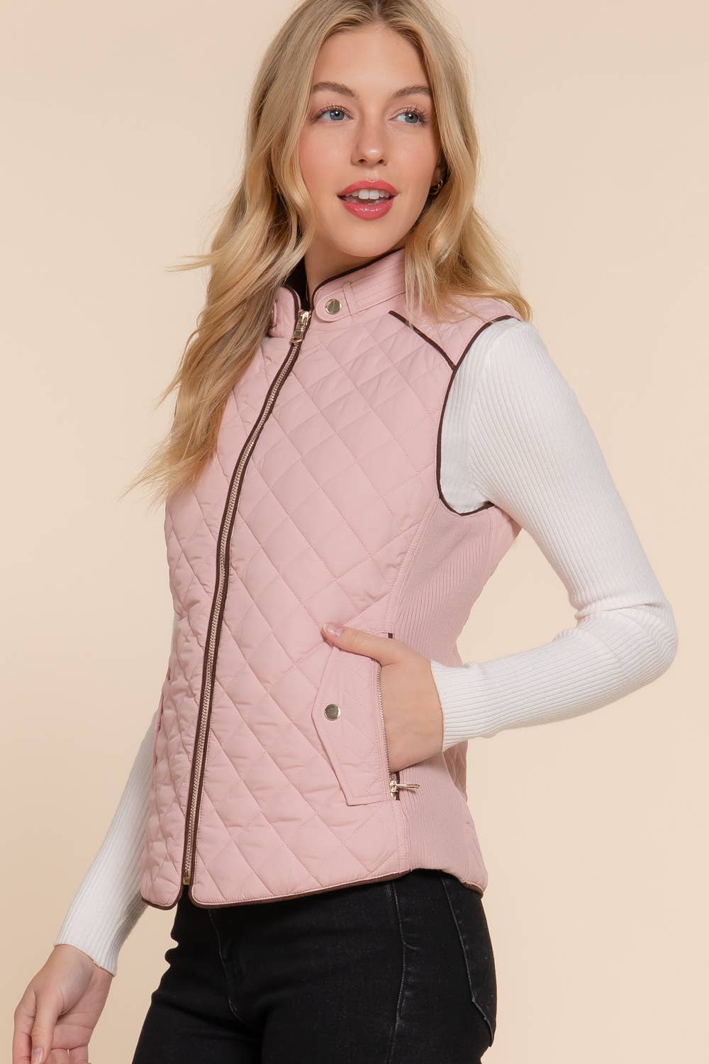 Suede Piping Detail Rib Quilted Padding Vest: TPE-pale taupe / M
