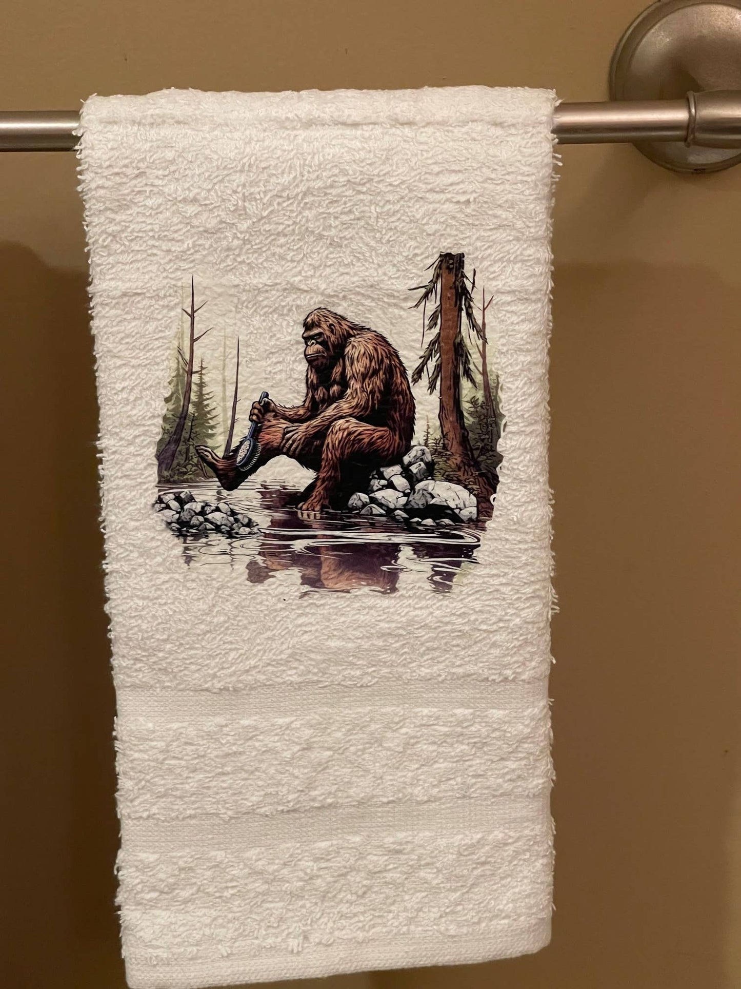 Bathing Bigfoot wash rag, hand towel, bath towel 3 piece set