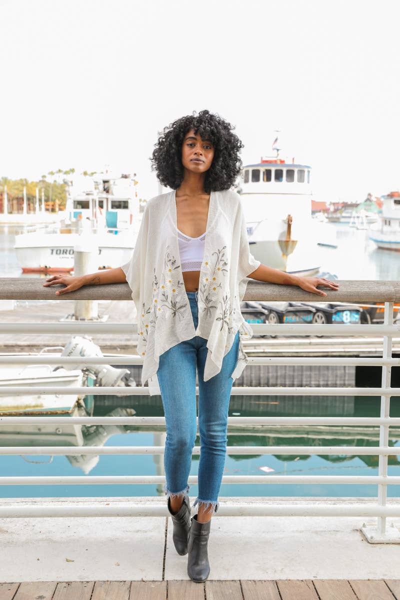 Get NOW! Bestselling Spring Daisy Woven Kimono 🌼: Ivory
