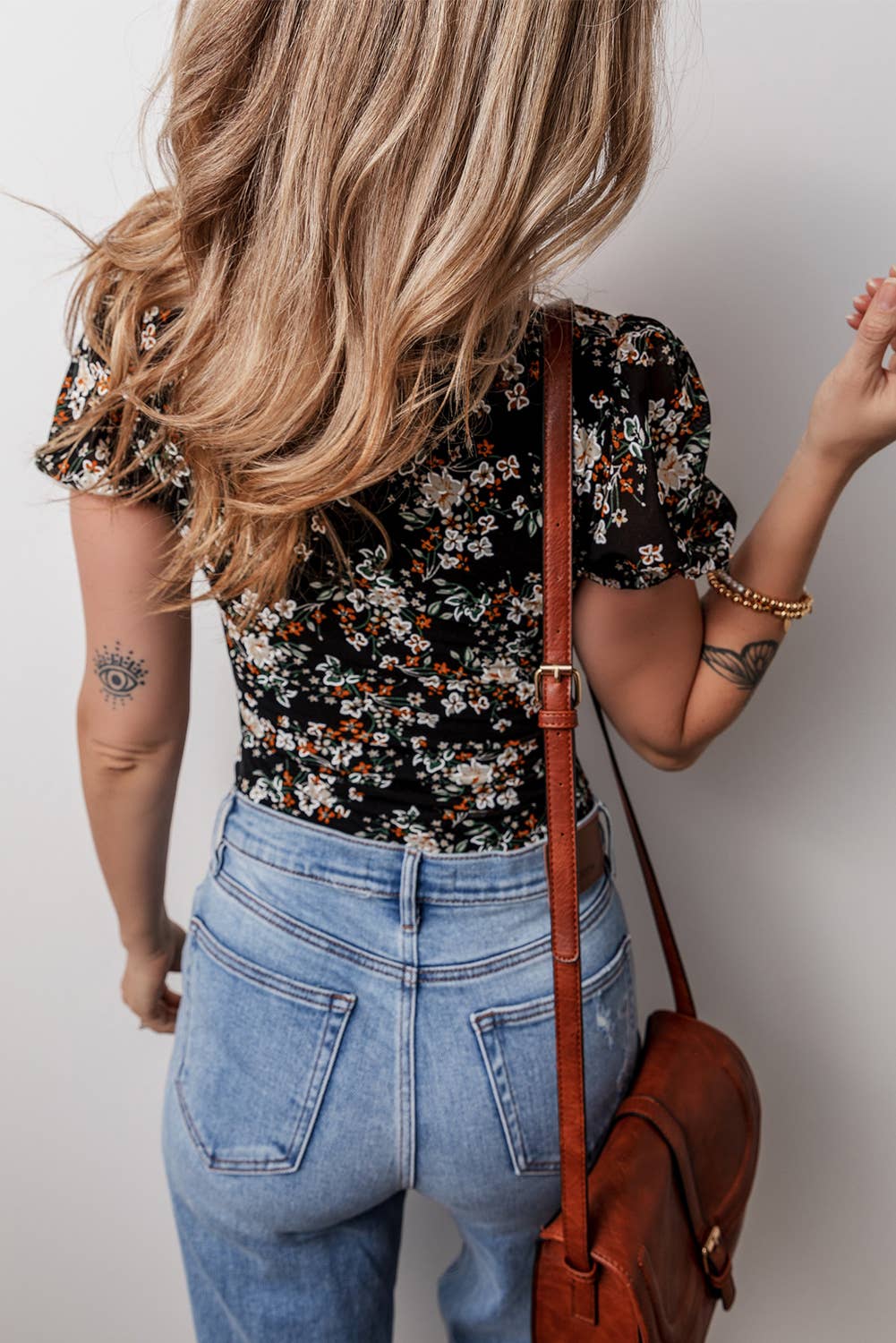 Floral Print U Neck Short Puff Sleeve Bodysuit: Black / S