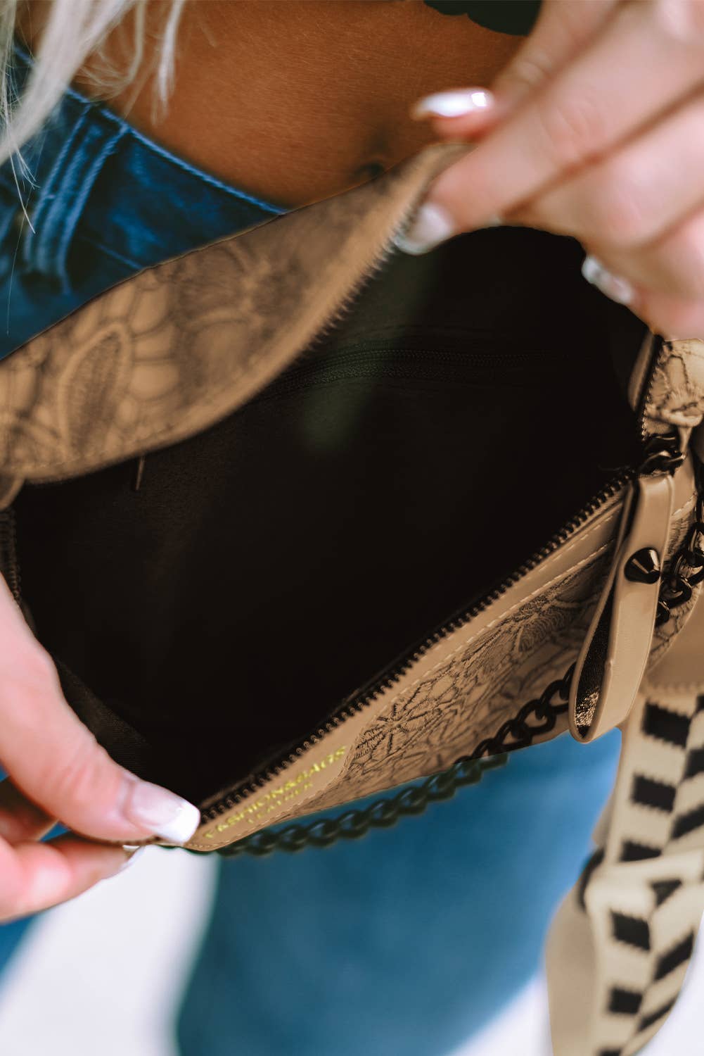 Colorblock Strap Chain Shoulder Bag With Coin Purse: Apricot Pink