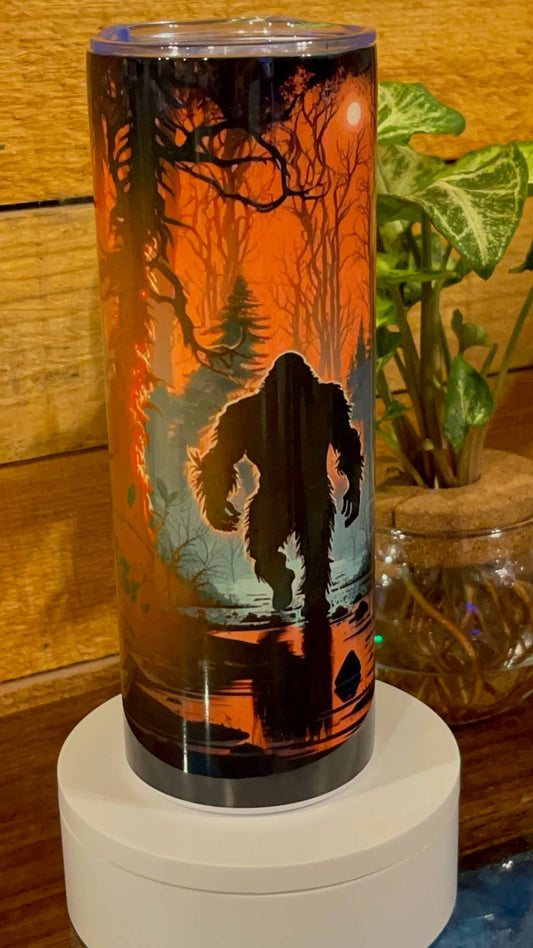 Bigfoot sunset swamp tumbler 20 oz stainless steel w/straw