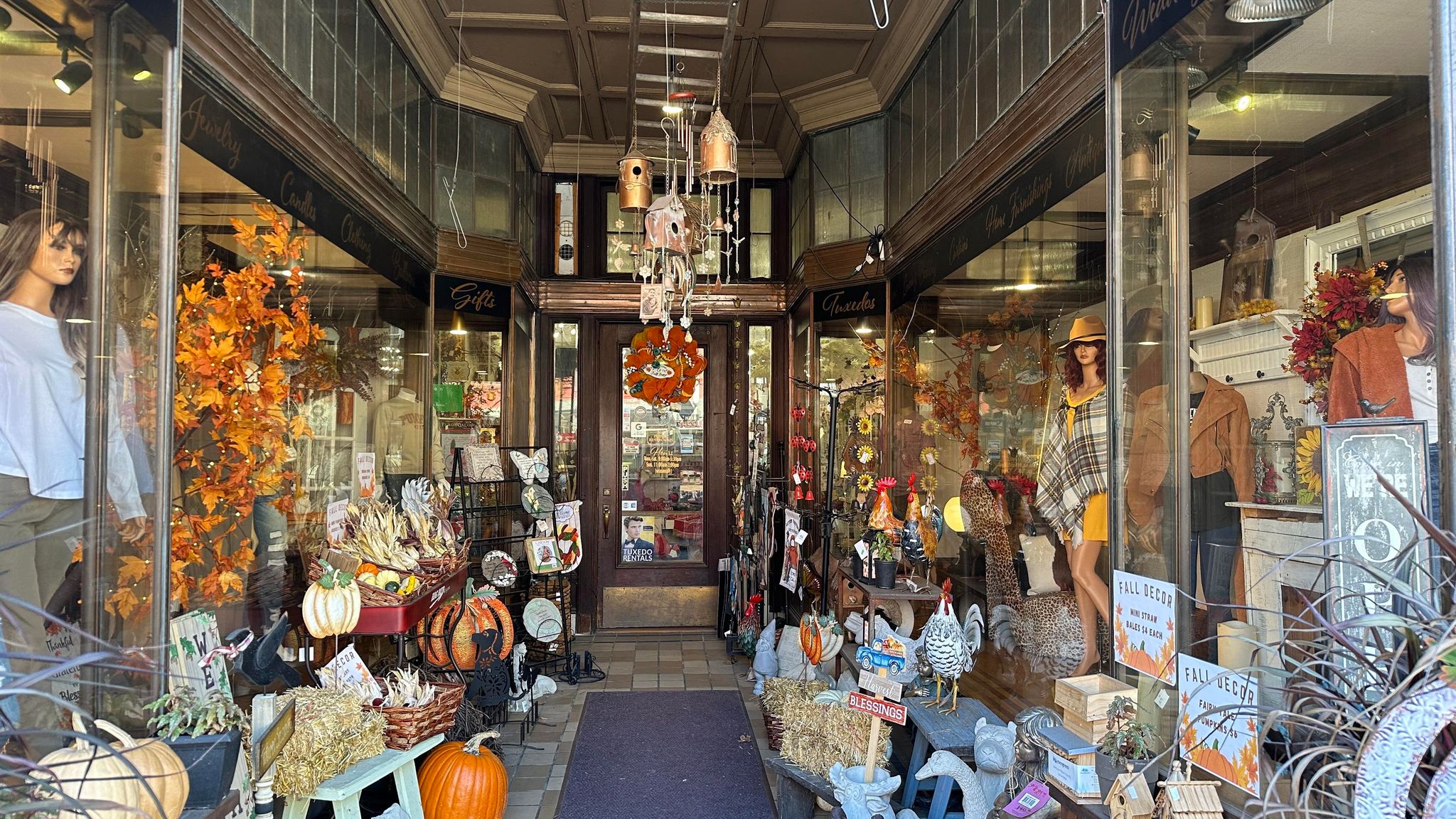 Four Seasons Gift Shop