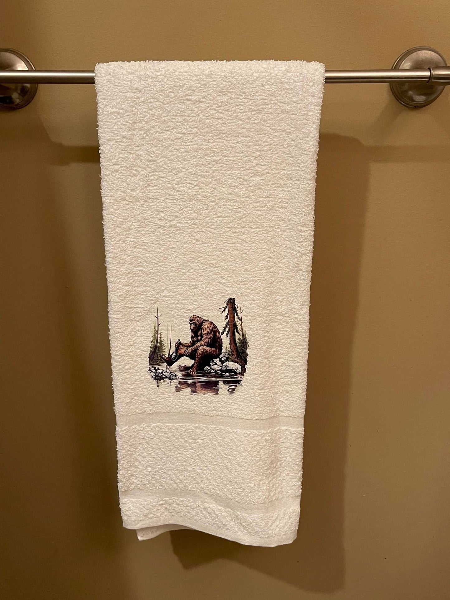 Bathing Bigfoot wash rag, hand towel, bath towel 3 piece set