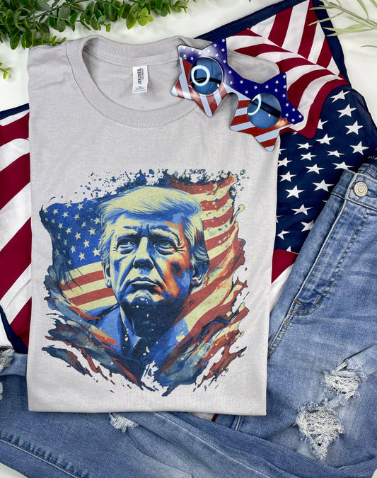 Trump American Flag (T-Shirt): Silver / L